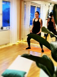 Elaine Hillerström Yogapose Träning Lärande